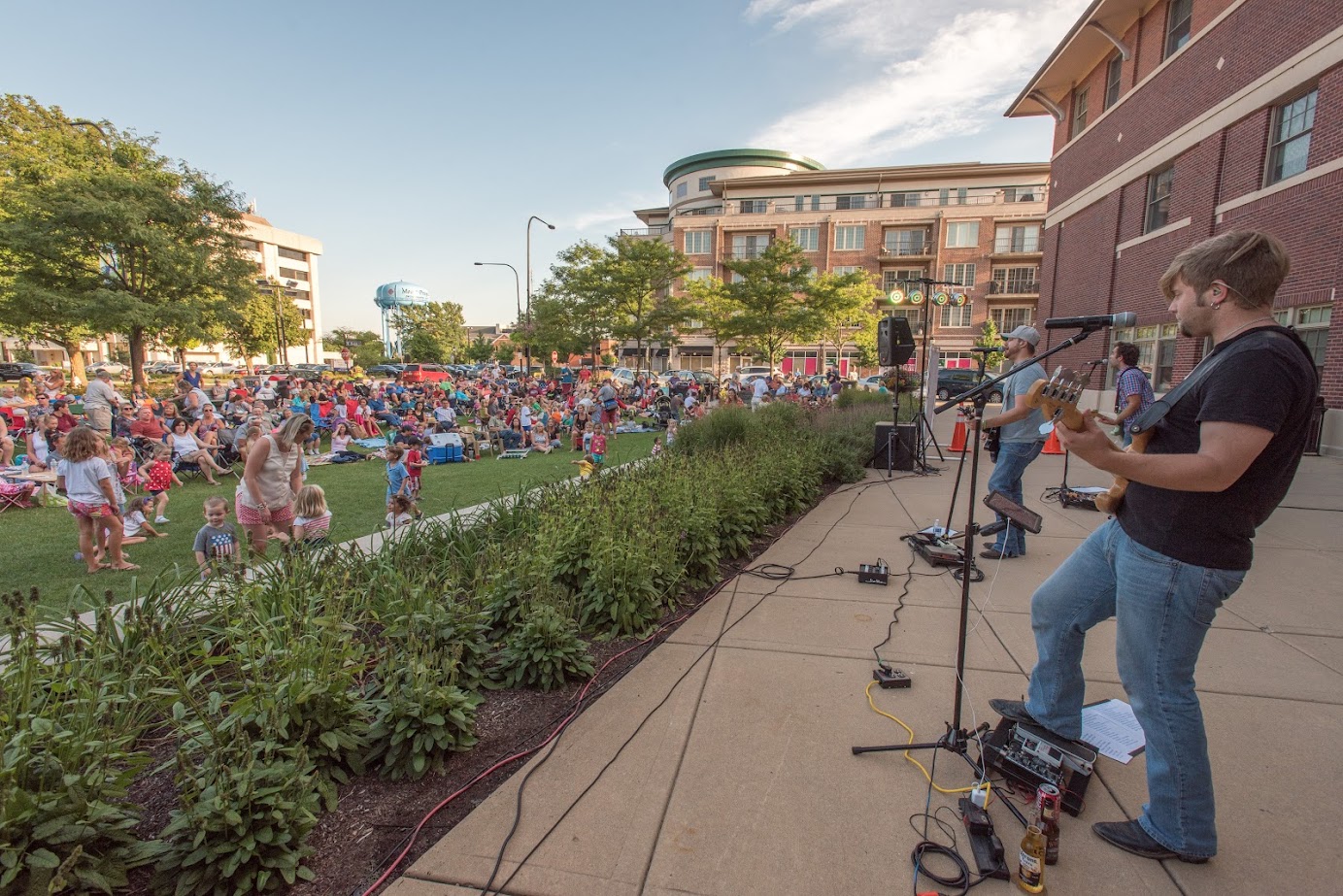 Fridays on the Green 2016- Nick Lynch- August 19